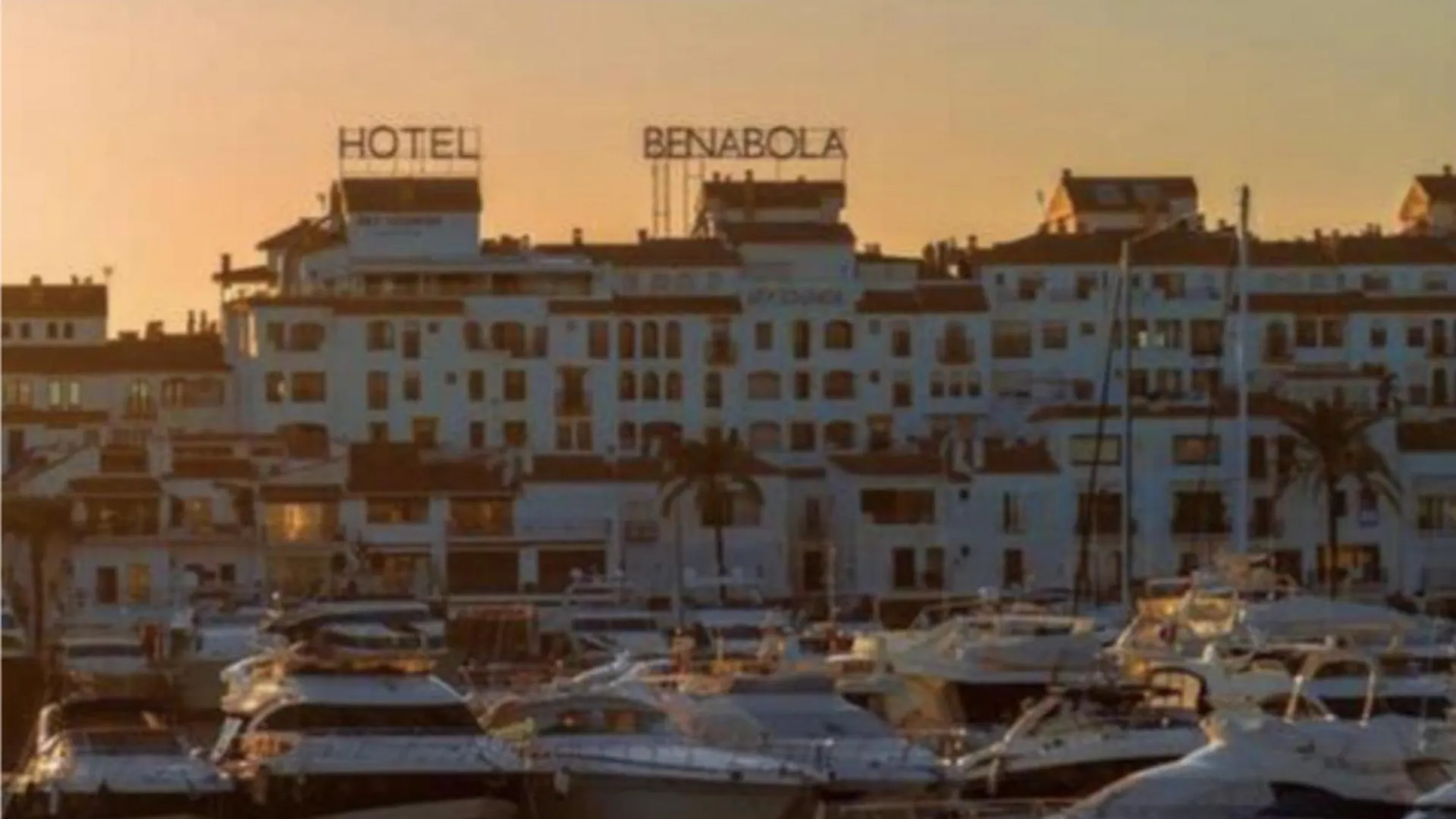 Vacation Marbella I Terrazas De Banus, Romantic, Jacuzzi, Pet-Friendly, Cosy Duplex Penthouse, 2Min Walk To Marina 0*,  Spain