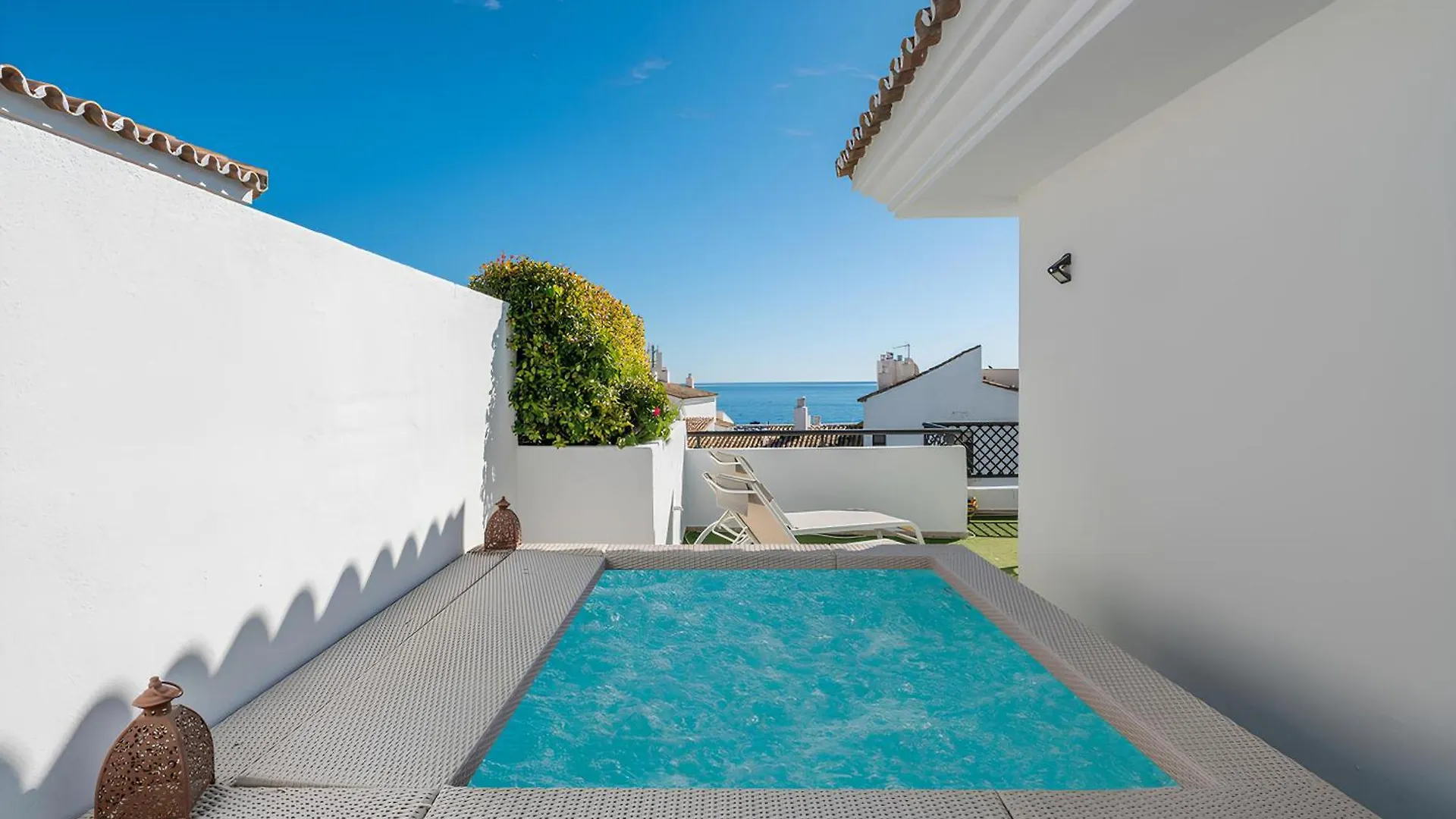 Apartment Vacation Marbella I Terrazas De Banus, Romantic, Jacuzzi, Pet-Friendly, Cosy Duplex Penthouse, 2Min Walk To Marina Spain