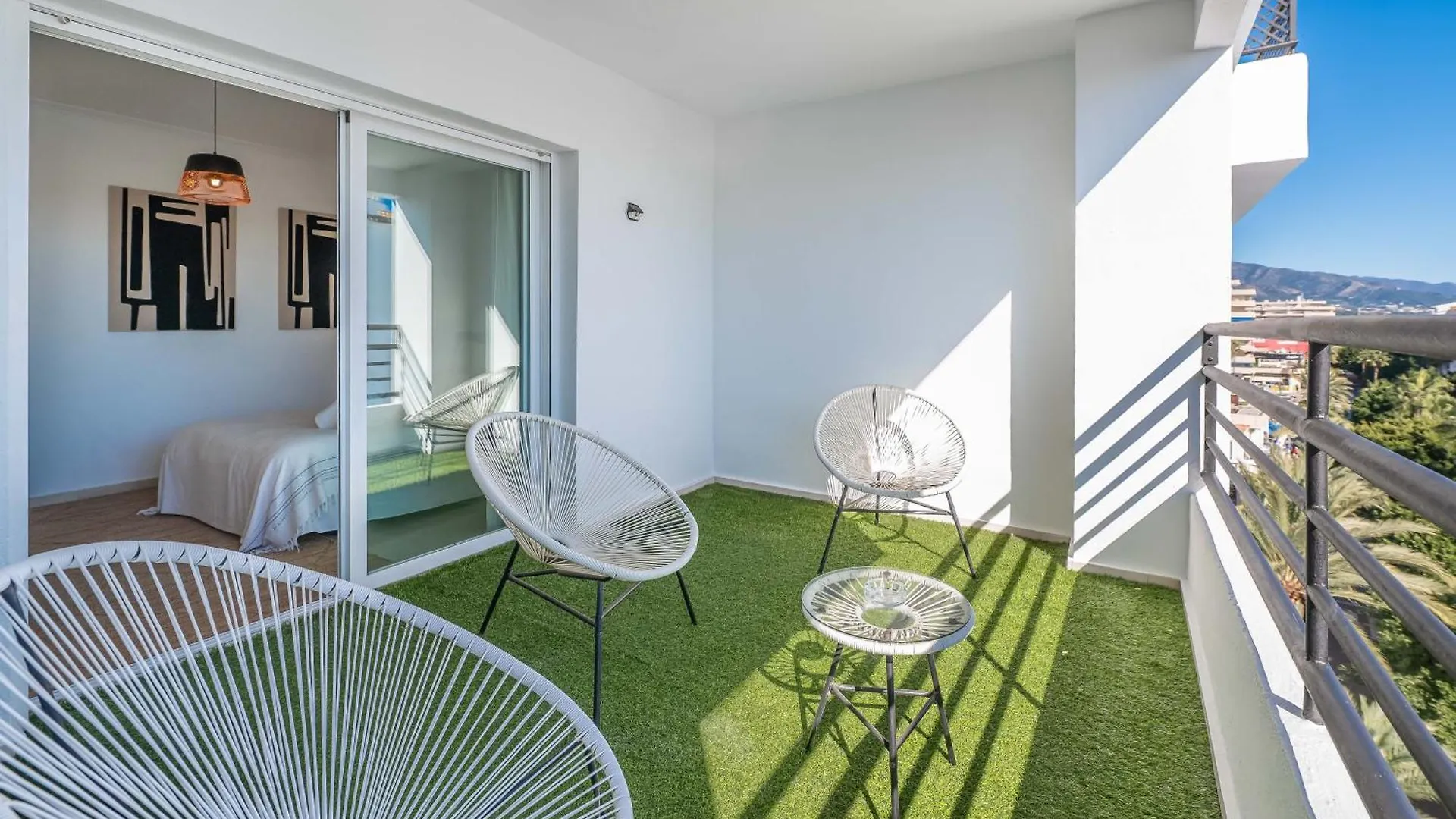 Vacation Marbella I Terrazas De Banus, Romantic, Jacuzzi, Pet-Friendly, Cosy Duplex Penthouse, 2Min Walk To Marina Apartment