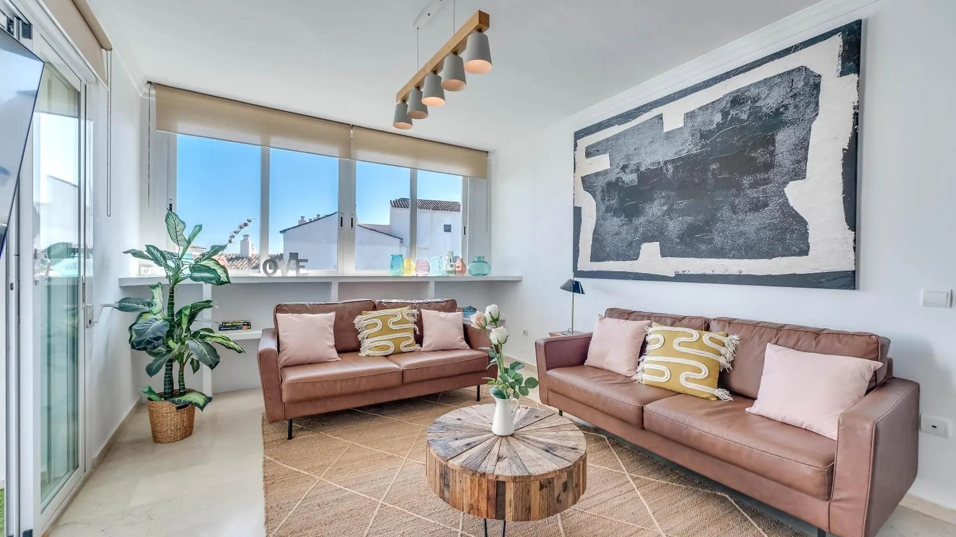 Apartment Vacation Marbella I Terrazas De Banus, Romantic, Jacuzzi, Pet-Friendly, Cosy Duplex Penthouse, 2Min Walk To Marina