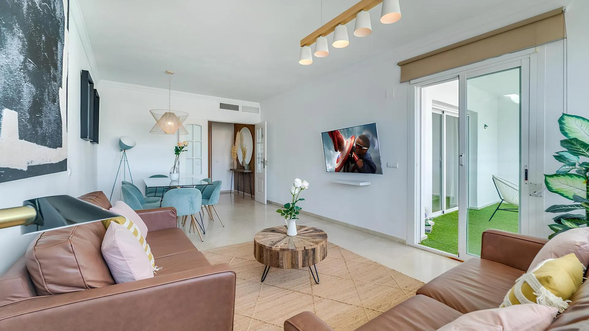Vacation Marbella I Terrazas De Banus, Romantic, Jacuzzi, Pet-Friendly, Cosy Duplex Penthouse, 2Min Walk To Marina 0*,  Espanha